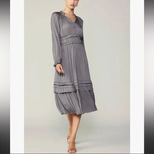 Current Air LEIA‎ PLEATED MIDI DRESS